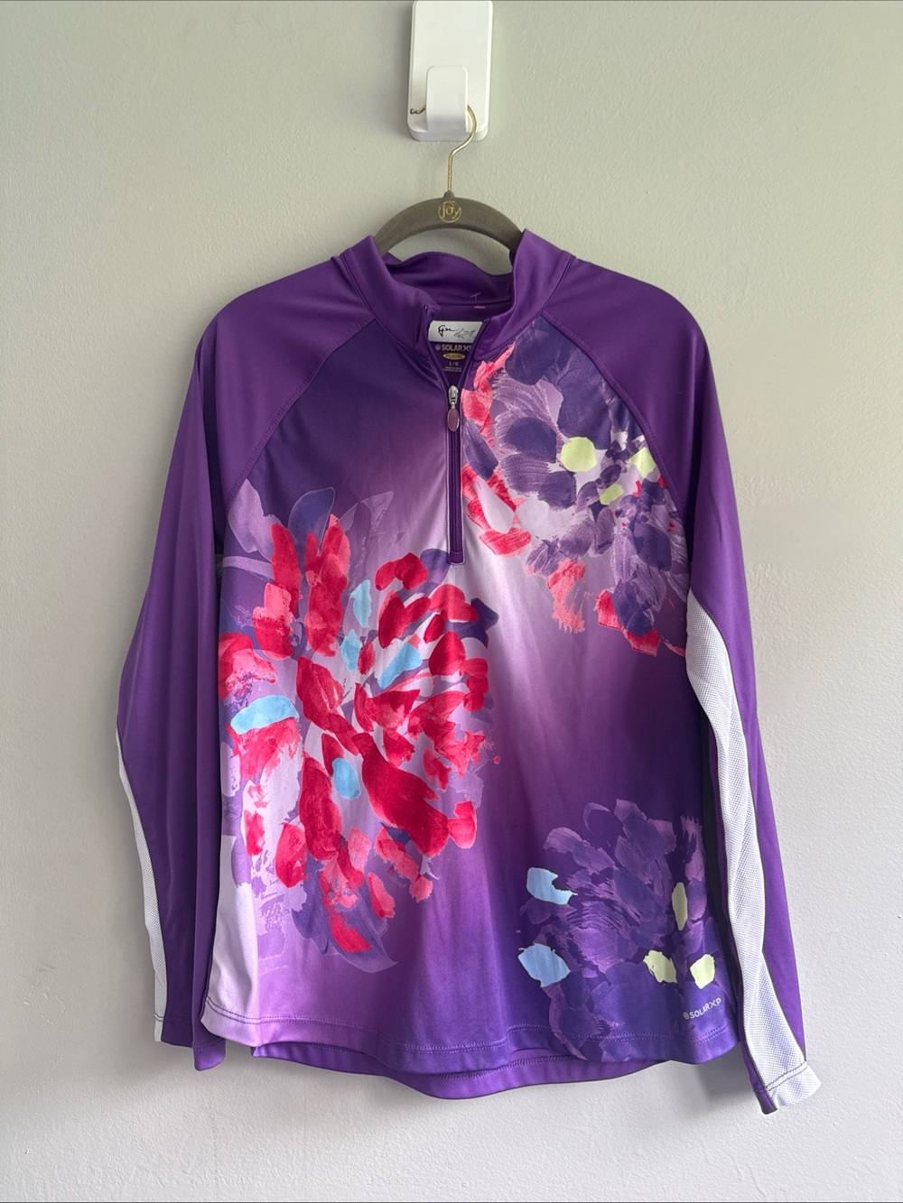 Greg Norman Solar XP Purple Floral Quarter-Zip Performance Golf Top large - Picture 2 of 10